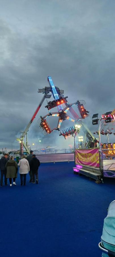 I & K Static Caravan Hire Sited On Winkups Towyn North Wales With Free Wi-Fi And Netflix Kinmel Bay 외부 사진